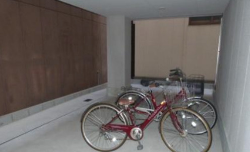 東大阪市長田東1丁目　一棟マンションの駐輪場