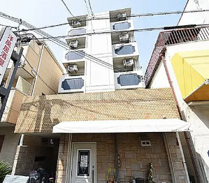 大阪市城東区関目3丁目　一棟マンション　満室稼働中の外観