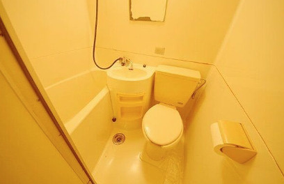 大阪市城東区関目3丁目　一棟マンション　満室稼働中のトイレ