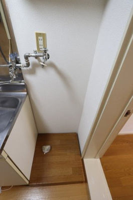 【設備】 | リーベンス台原 | 洗濯機置場