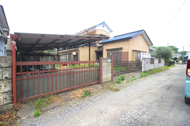小山市神鳥谷の外観|南東側より（2025年5月撮影）