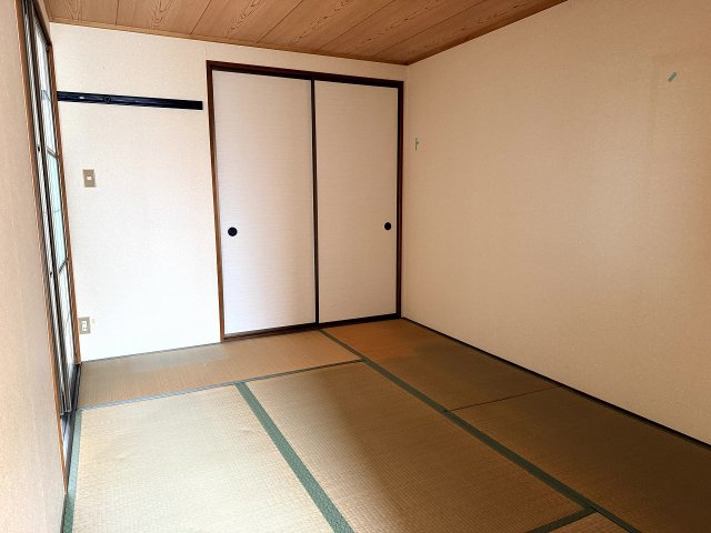 リトルハイツの和室