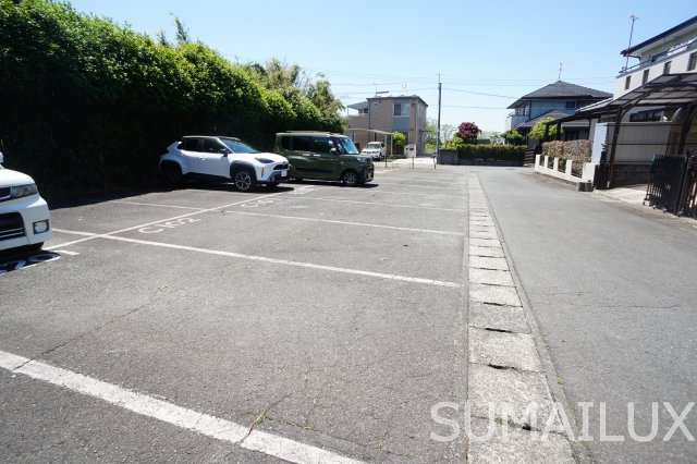 熊本市東区戸島３丁目のアパートの駐車場