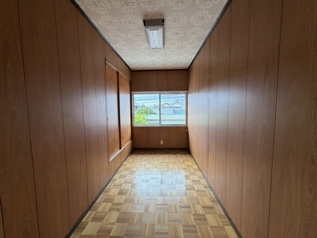 和田2丁目テラスハウスの洋室