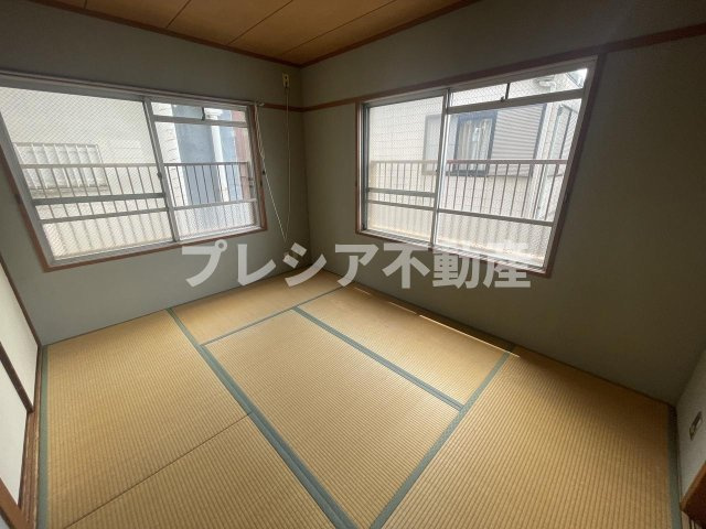 青葉ハイツの和室