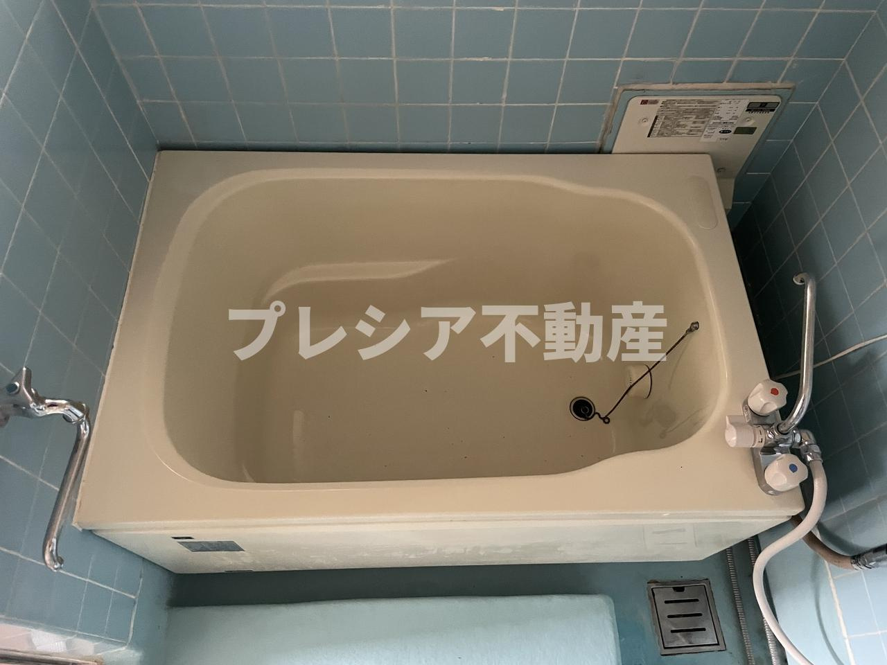 青葉ハイツの浴室