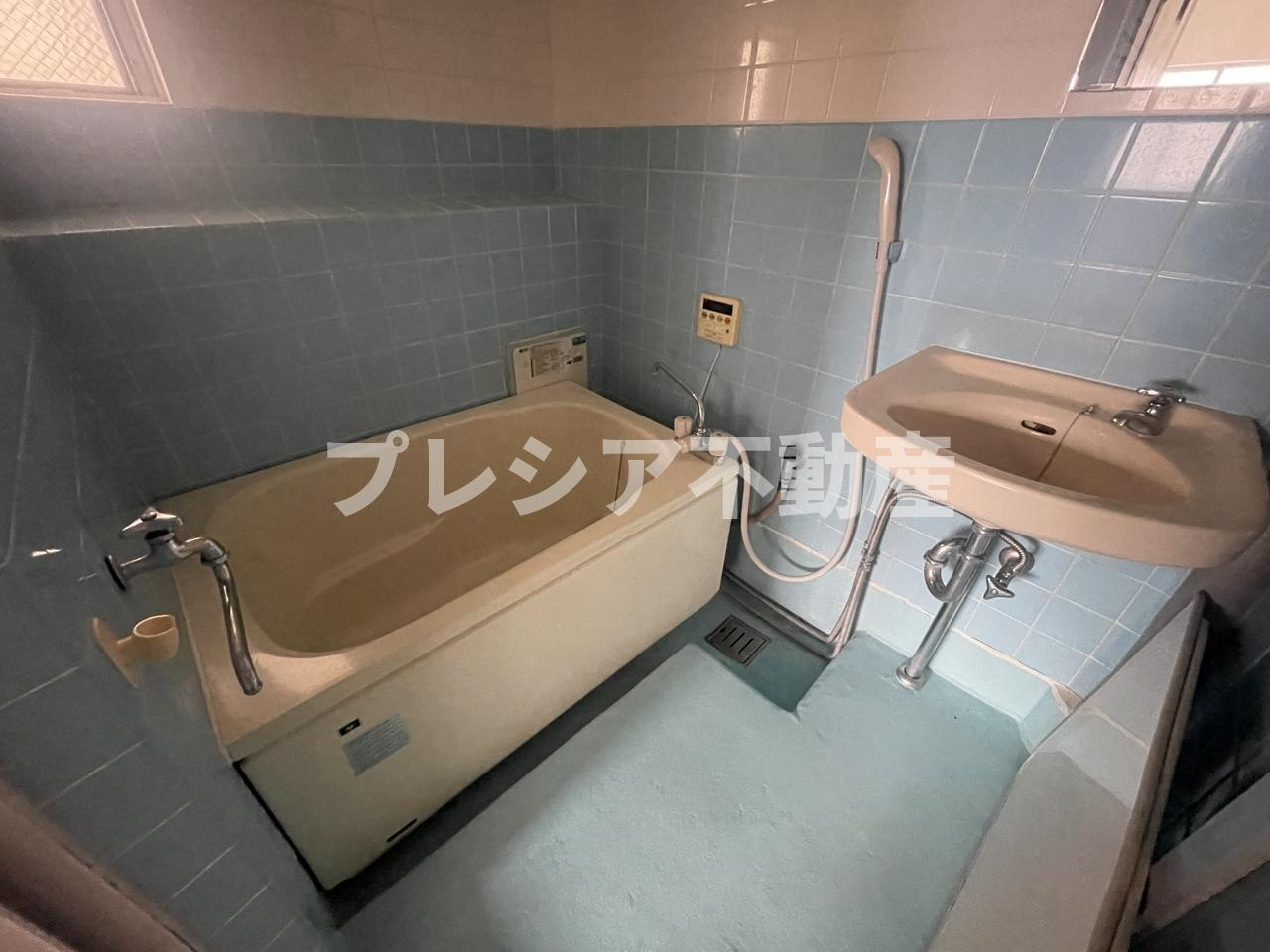 青葉ハイツの浴室
