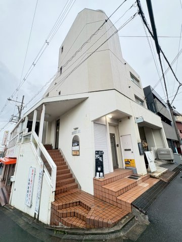 杉本ビルの外観