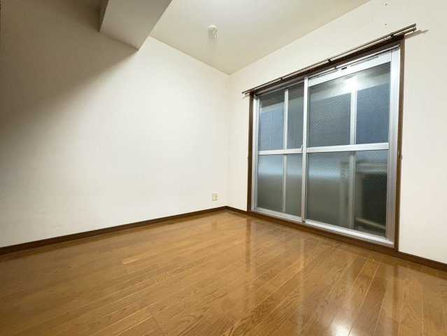 杉本ビルの寝室