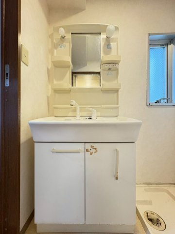 杉本ビルの洗面所