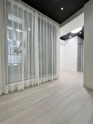 【内装】 | エヌエムキャトフヴァンサンク