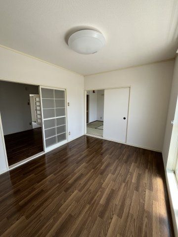 ハイツ恵那山B棟