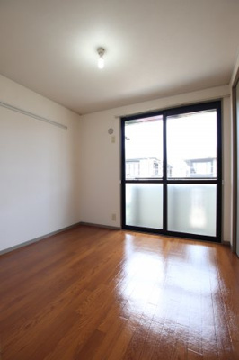 【洋室】 | プリシェールN