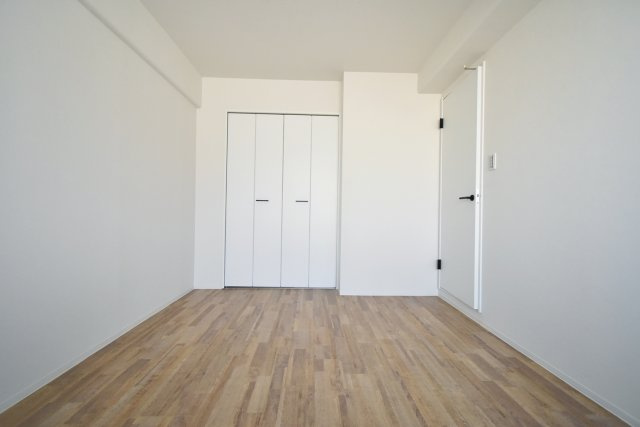 フェルザ西宮の居間・リビング|６帖