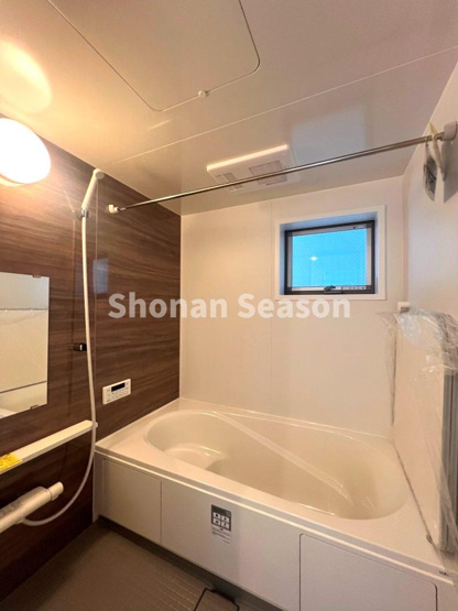 【浴室】 | 雨の日のお洗濯物にも大活躍な浴室乾燥機付き◎半身浴もゆっくり楽しめる広々とした浴室です。