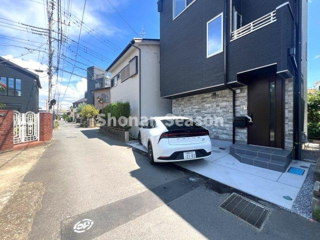 【内装】 | お子さまも無理なく通える浜之郷小学校(7分)鶴嶺中学校(2分)！お買い物施設も点在し、日々の暮らしに便利な周辺環境です。