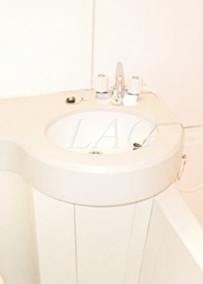 【洗面所】 | ドミトリー原町田 | 洗面台です。