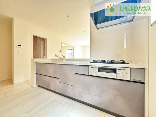 常陸太田市金砂郷第4　新築戸建のキッチン|3口コンロでお料理する時間も短くなりそうですね(*‘∀‘)