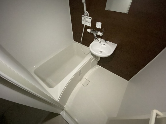 神戸市兵庫区塚本通５丁目の賃貸マンションの浴室