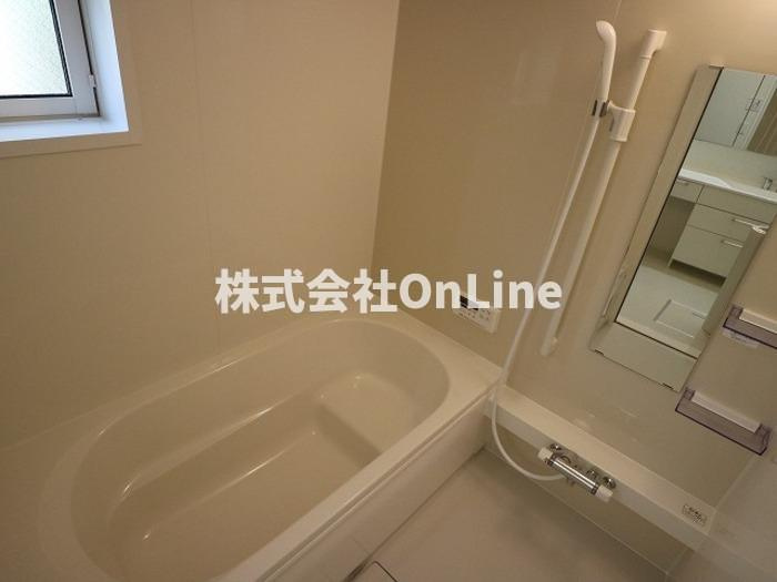 Luxtiaの浴室