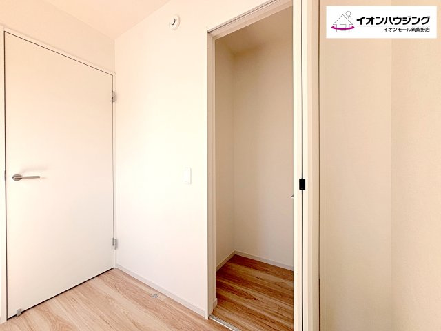 収納完備！洋服がたくさんあっても安心♪