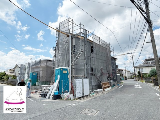 イオン銀行:イオン銀行で住宅ローンを借りると、イオンでのお買い物が住宅ローン完済までずーっと毎日5%OFFになります。 詳しくはスタッフまで。