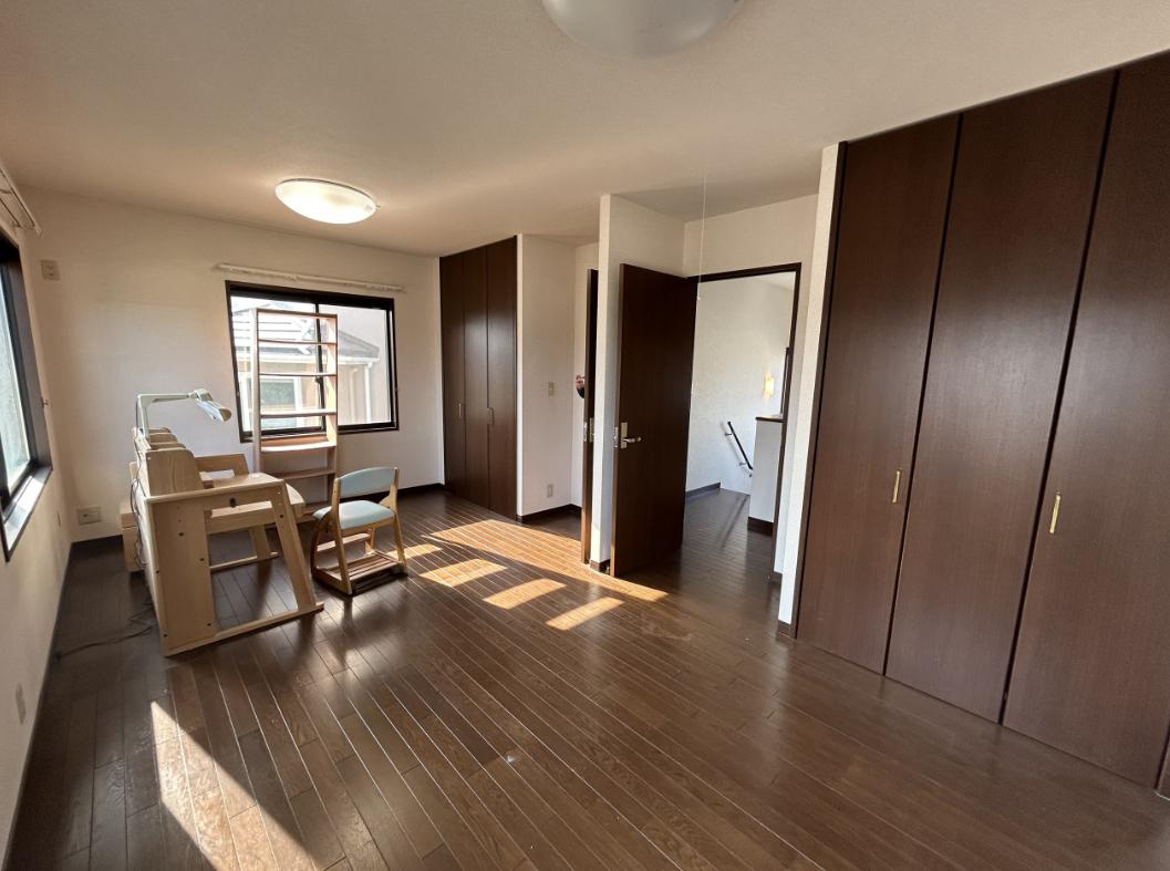 いわき市葉山2丁目　中古戸建の洋室