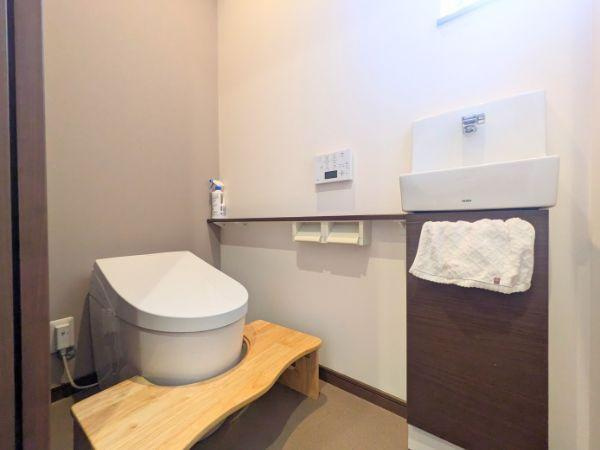 久原北　中古のトイレ|タンクレストイレでスッキリとした雰囲気♪