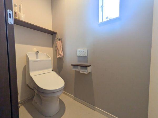 久原北　中古のトイレ|2階トイレにも温水洗浄機能あり