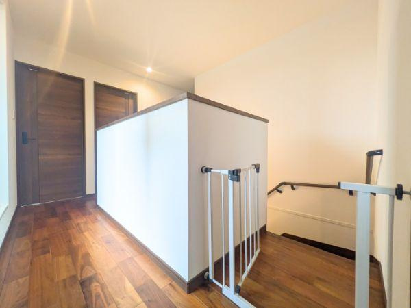 久原北　中古の内装|2階廊下