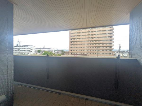 久原北　中古のバルコニー|インナーバルコニーなので急な雨でも安心