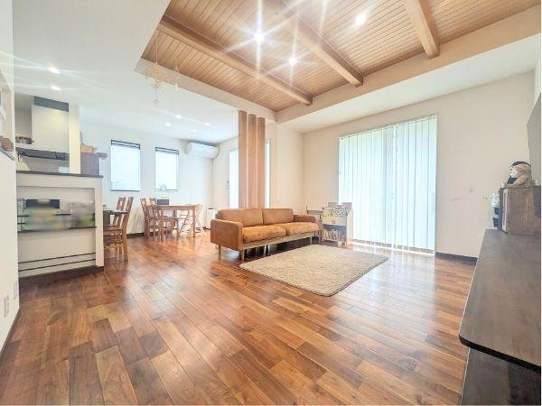 久原北　中古の居間・リビング|約22帖の広々としたLDK