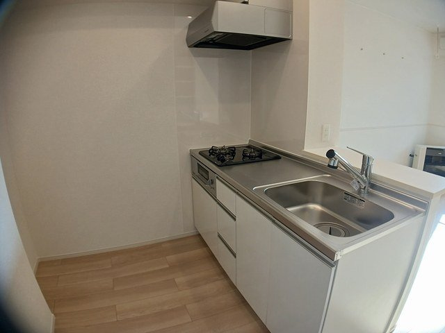 デールのキッチン|コンパクトなキッチンで掃除もラクラク