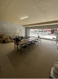 ウィークシスイの内装