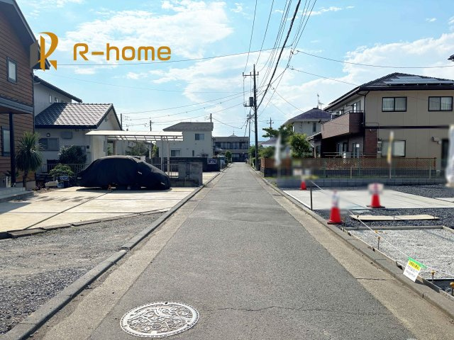 水戸市元吉田町2期　新築戸建て　2号棟の前面道路含む現地写真|周辺環境も併せて案内致します♪
閑静な住宅地で笑顔あふれる新生活！
ぜひ現地へお越しください♪