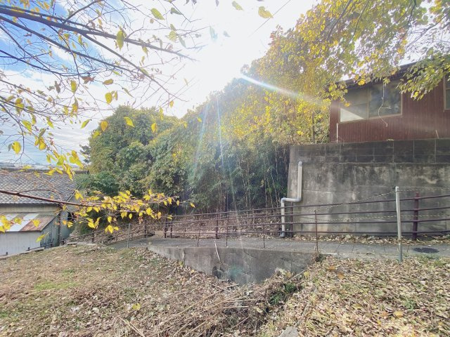 半田市亀崎町2丁目の前面道路含む現地写真