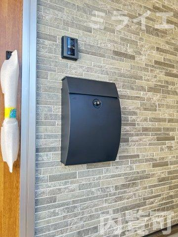 【新築戸建】札幌市中央区北20条西15丁目2棟の設備|郵便受け