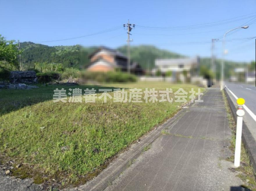 ６５２７５　揖斐郡井揖斐川町名礼土地の外観