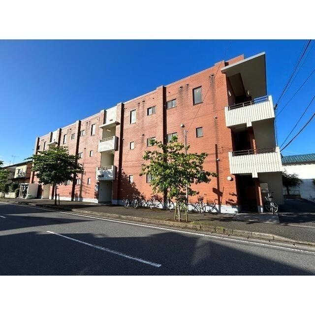 第２春実マンションの外観