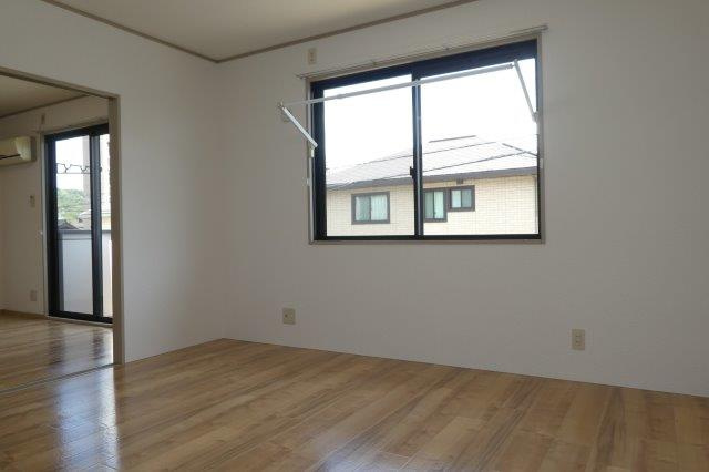 セジュールあいの洋室