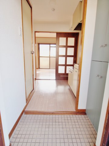 ヴィラ海田の玄関