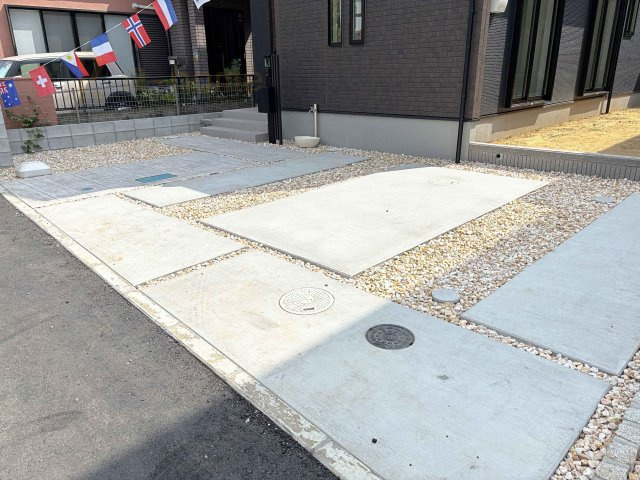 流山市加5期　新築戸建て　1号棟の駐車場|カースペースは2台お停めいただけます♪