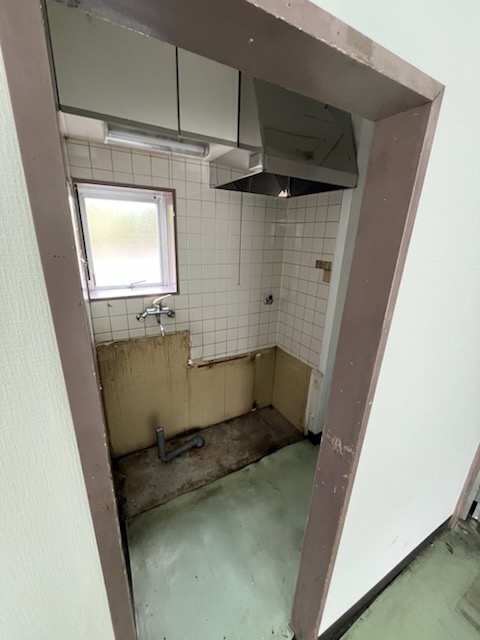 鎌倉市関谷倉庫のキッチン