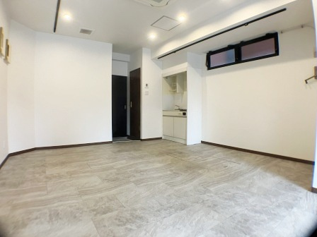 荒川ビルの居間・リビング