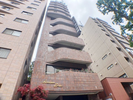 荒川ビルの外観