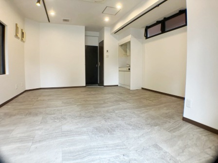 荒川ビルの居間・リビング