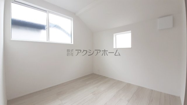 狭山市水野・全2棟　新築一戸建　2号棟　～駐車並列2台可～の洋室|2階 洋室4.5帖