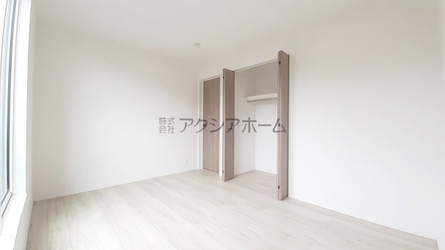 狭山市水野・全2棟　新築一戸建　2号棟　～駐車並列2台可～の寝室|2階 洋室6帖（南東向き）