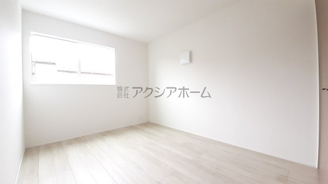 狭山市水野・全2棟　新築一戸建　2号棟　～駐車並列2台可～の子供部屋|2階 洋室6帖（南西向き）