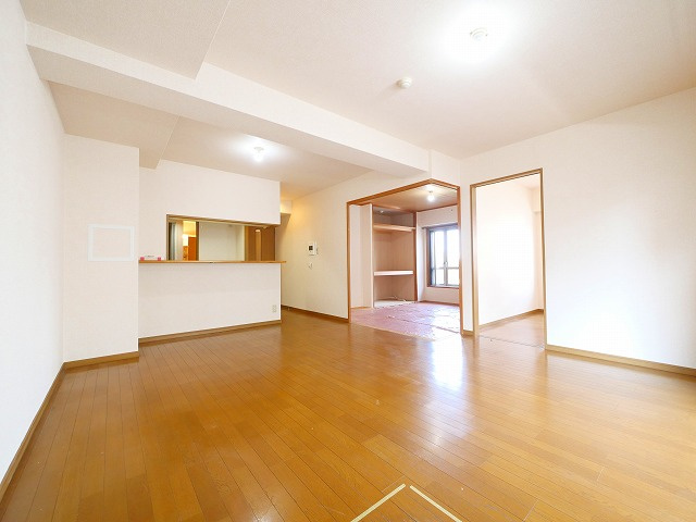 シティーコート富雄の居間・リビング|使いやすい居間です